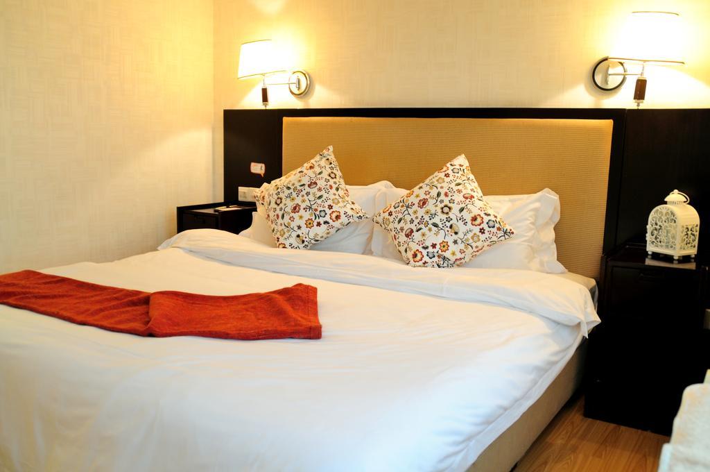 I Shangju Service Apartment Shanghai Exterior photo